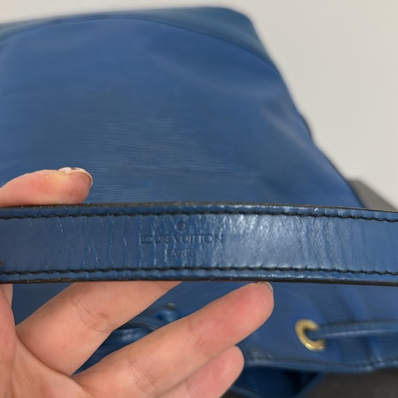 Preloved Louis Vuitton epi Noe GM bucket bag - Picture 15 of 16